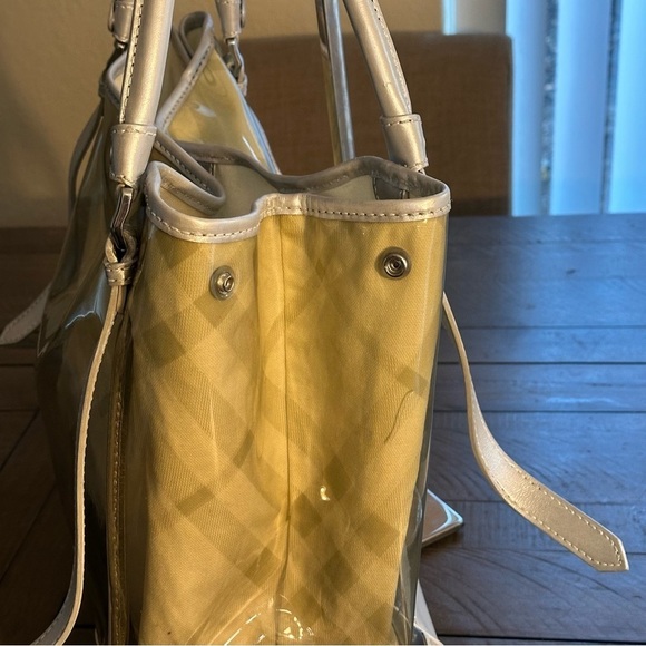 💎BURBERRY Transparent Nova Check Large Tote Bag💎 - Picture 4 of 16